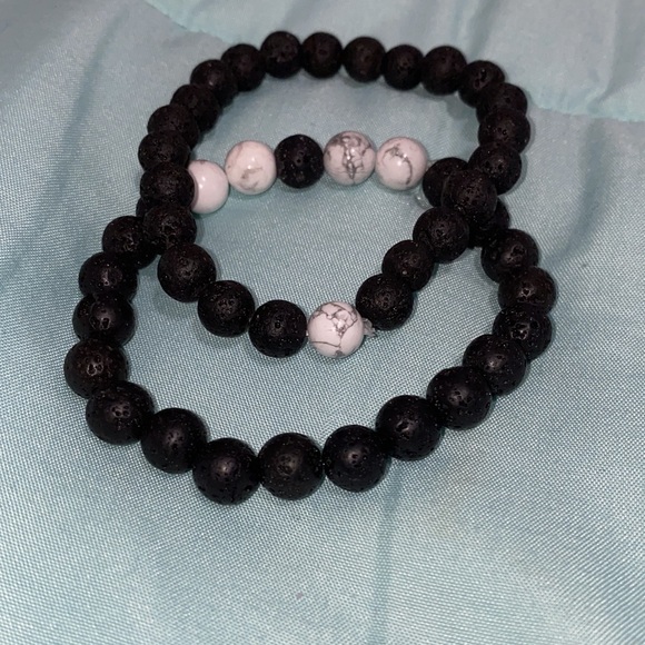 Bracelets - Picture 2 of 13